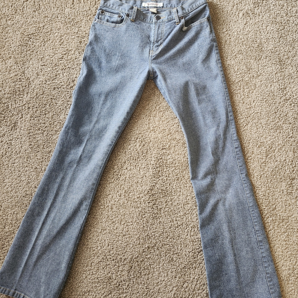 Abercrombie and Fitch Low Rise Women's Size 2 Straight Leg Light Wash Jeans